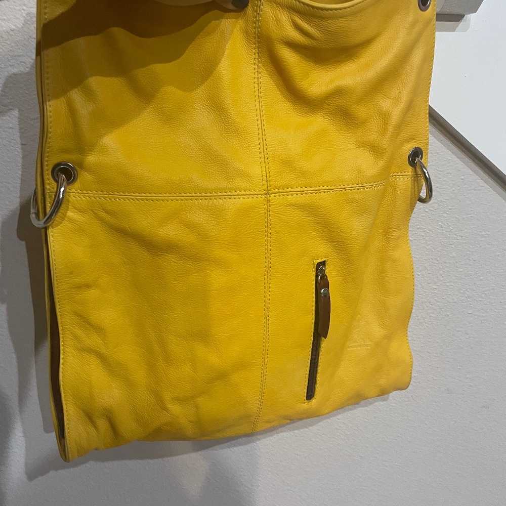 Beautiful bag by Vera Pelle